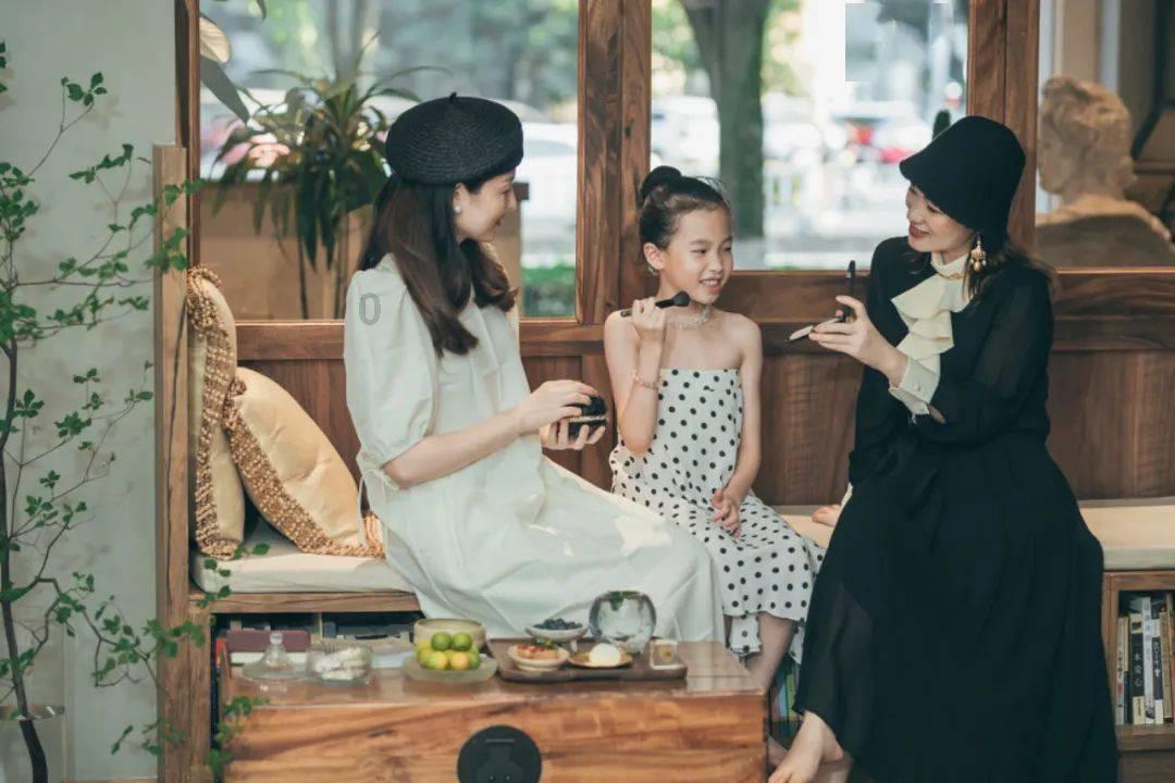 东兰县妇女儿童活动中心挂牌